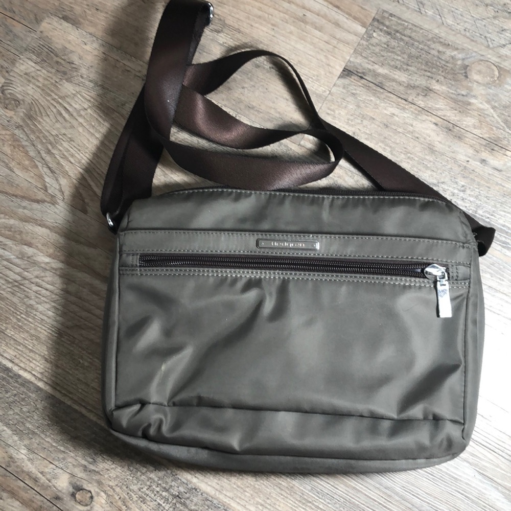Hedgren crossbody bag with RFID protection